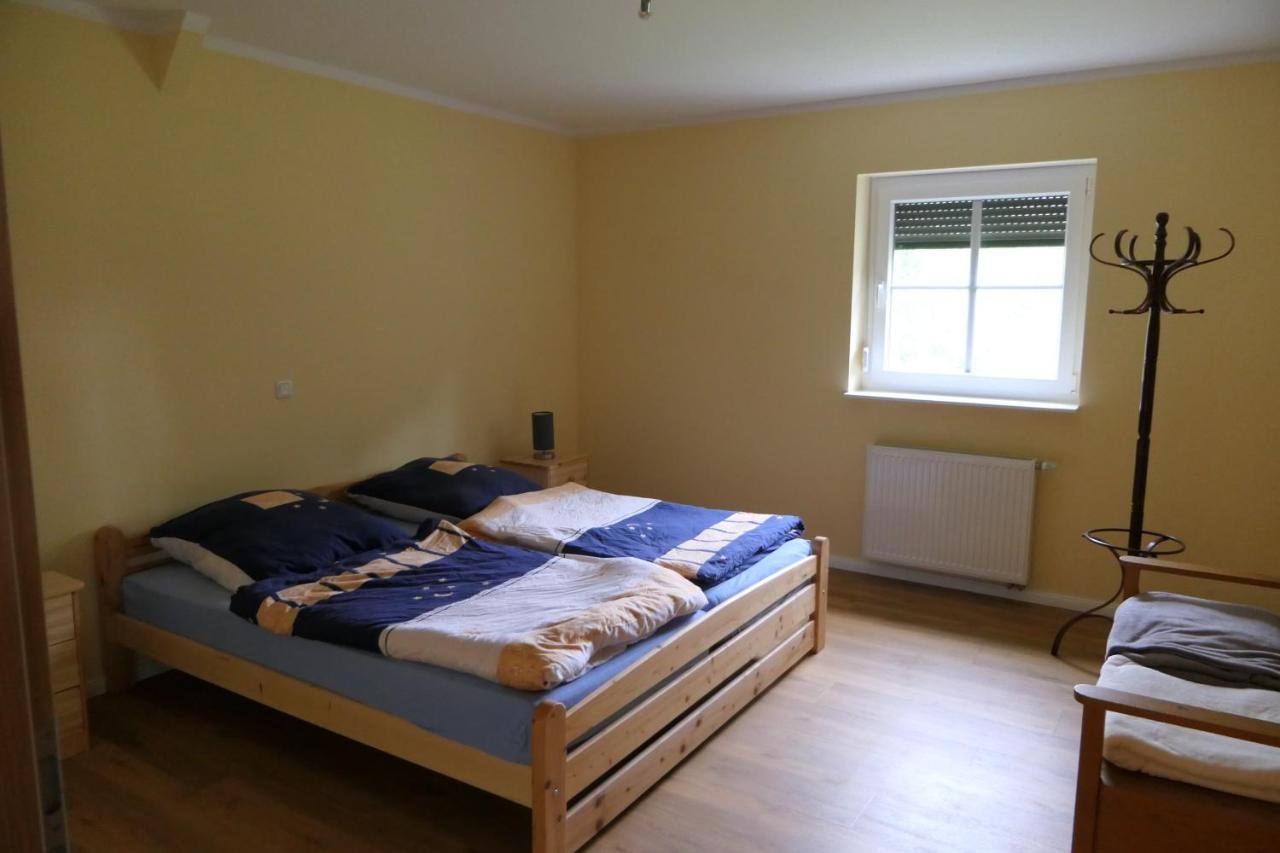 Ferienwohnung Weideglueck Osten Kültér fotó